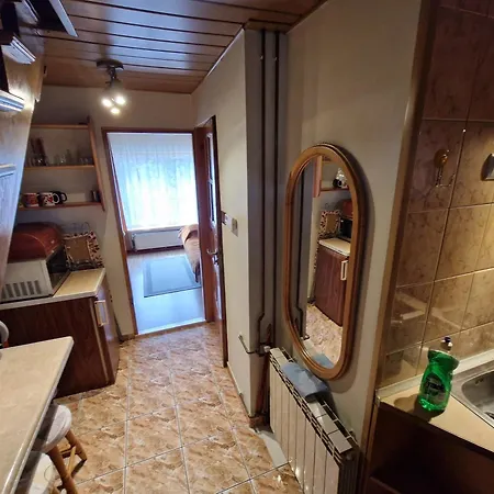 Pod Lasem U Ewki Vendégház 3*